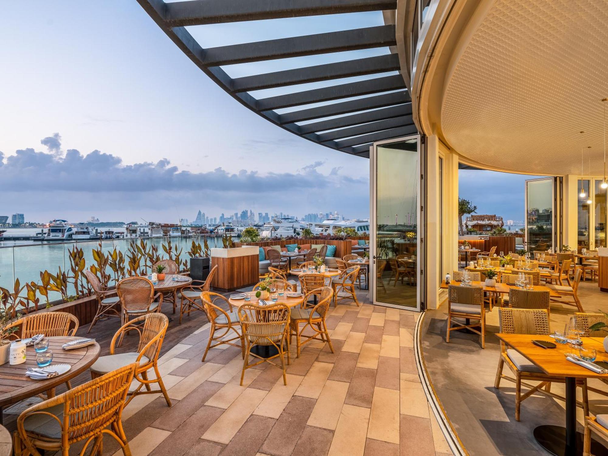 Rixos Gulf Hotel Doha Exteriör bild The rooftop bar at the Hilton San Diego Bayfront